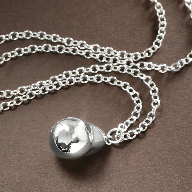 Wave pattern necklaces-Giant Silver "Pearl"