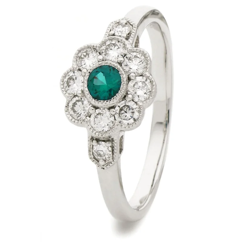 Polished clay rings-Round Emerald Diamond Cluster Ring