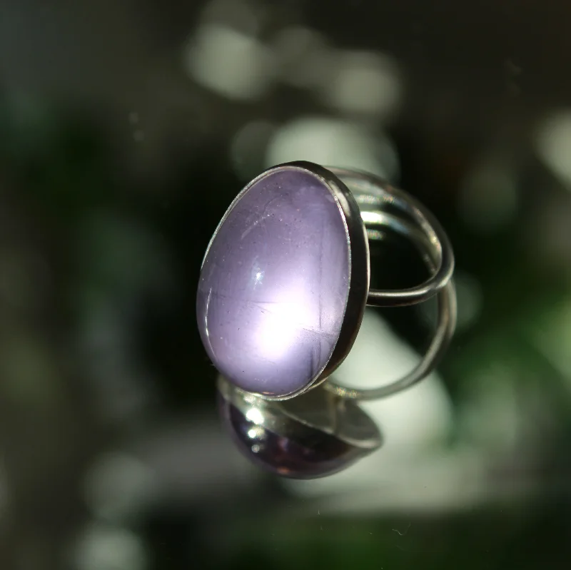 Clean band rings-Mauve Shift Ring Statement