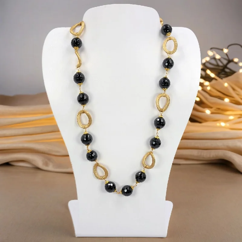 Ridged disc necklaces-YGP Faceted Onyx Bead Oval Link Necklace