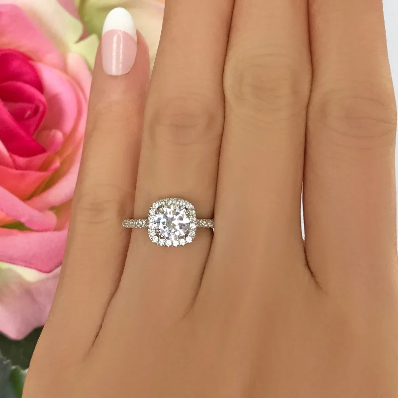 Soft shape rings-1.25 ctw Square Halo Ring