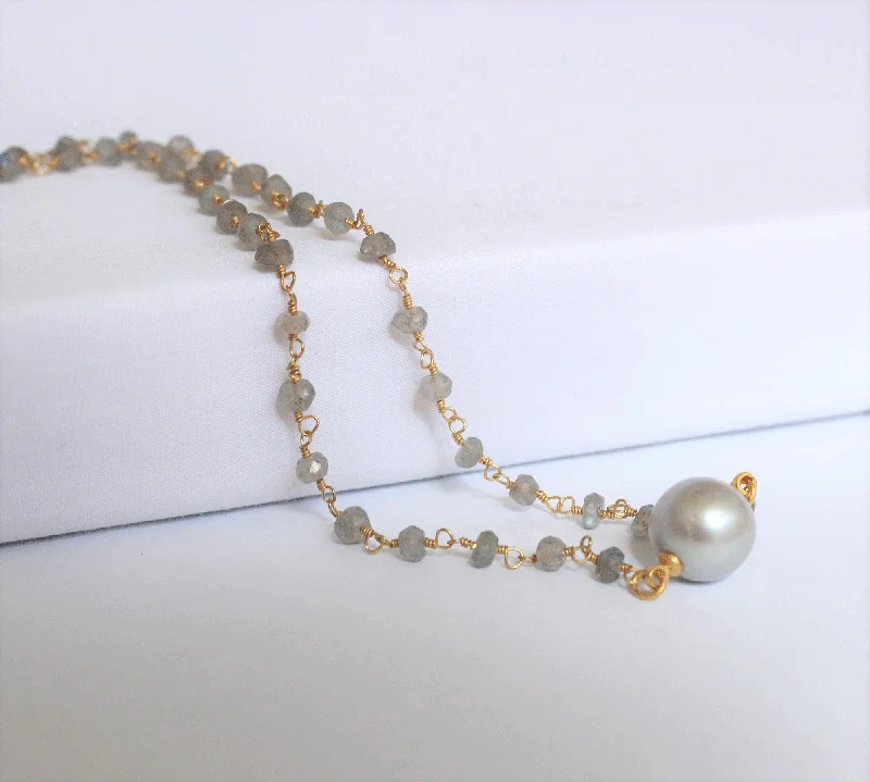 Shining crystal necklaces-Labradorite & Freshwater Pearl Necklace