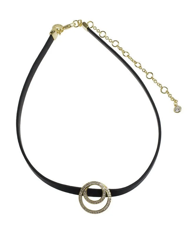 Persian style necklaces-Interlocking Circle Charm Choker