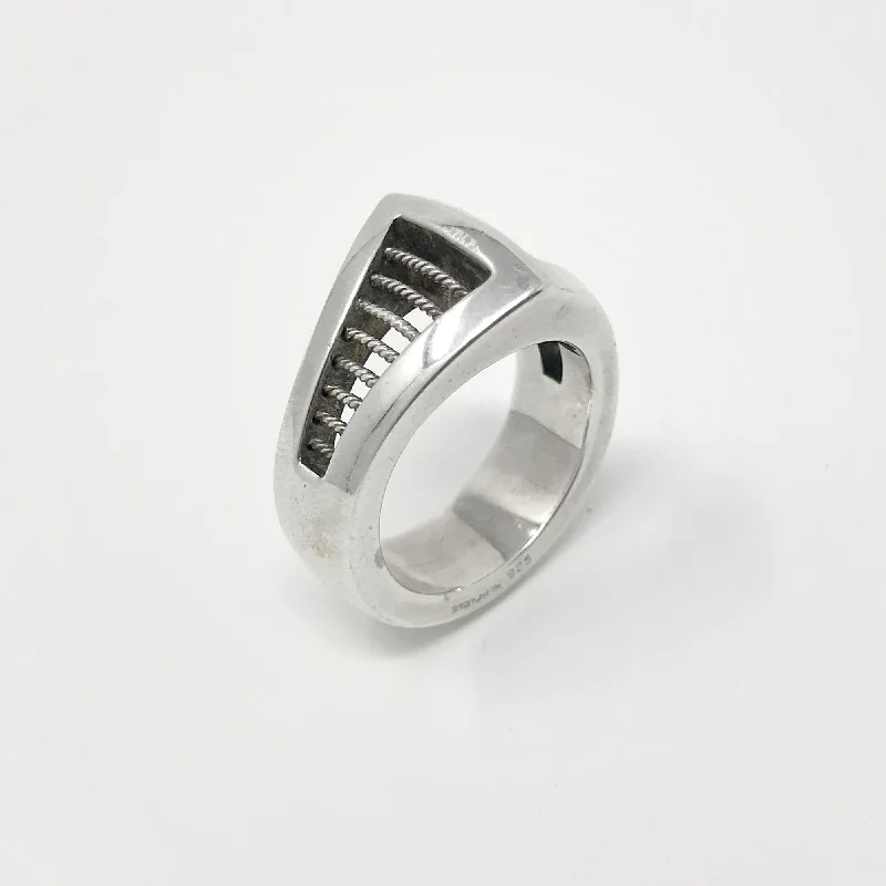 Soft shape rings-Bridge Ring I