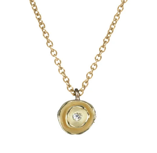 Gatsby style necklaces-Oyster Pod Pendant