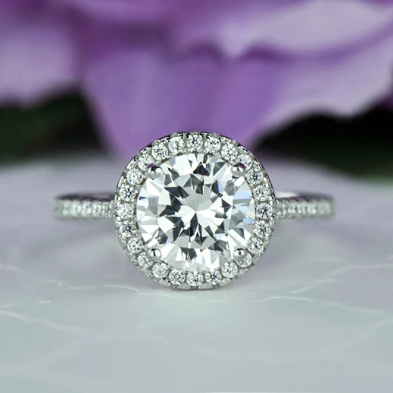 Shining diamond rings-2.25 ctw Classic Halo Ring