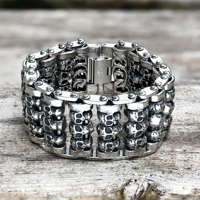 Grand cuff bangles-Wide Skull Stainless Steel Biker Bracelet